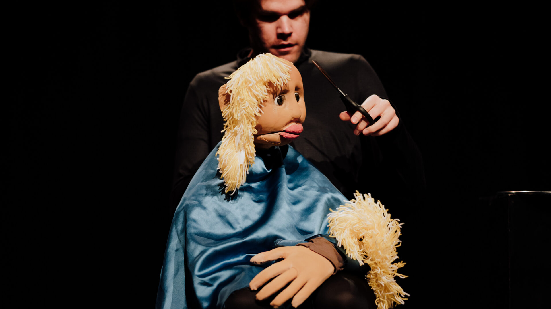 photo d'Alexander Finger lors de la restitution de fin de stage muppets