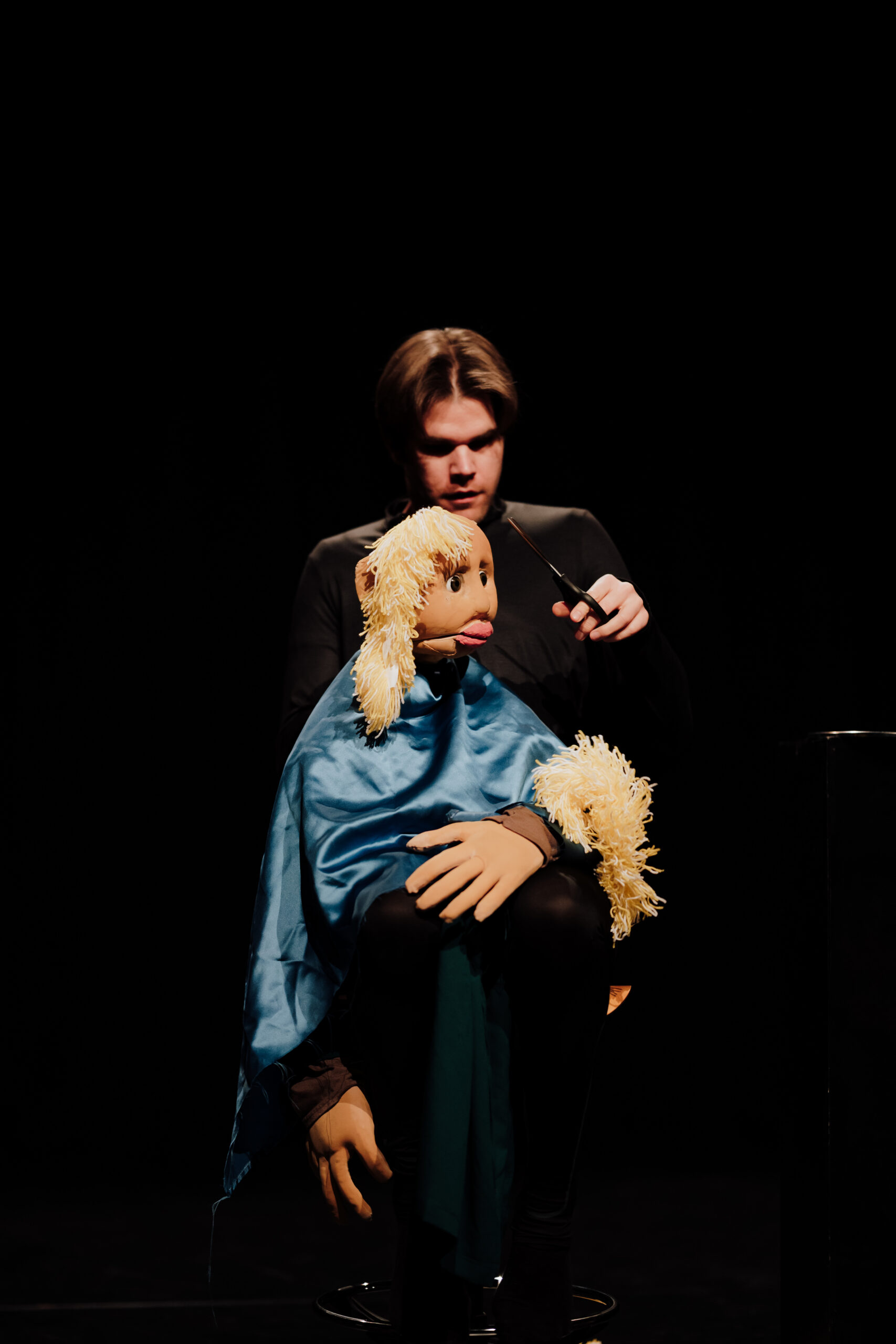 photo d'Alexander Finger lors de la restitution de fin de stage muppets